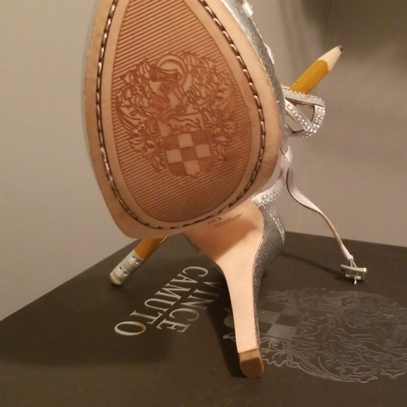 Vince camuto - Picture 4 of 4